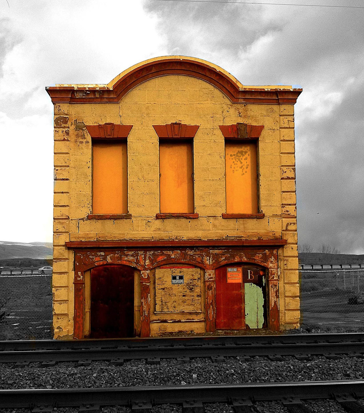 030-iPhone-1935-2-211